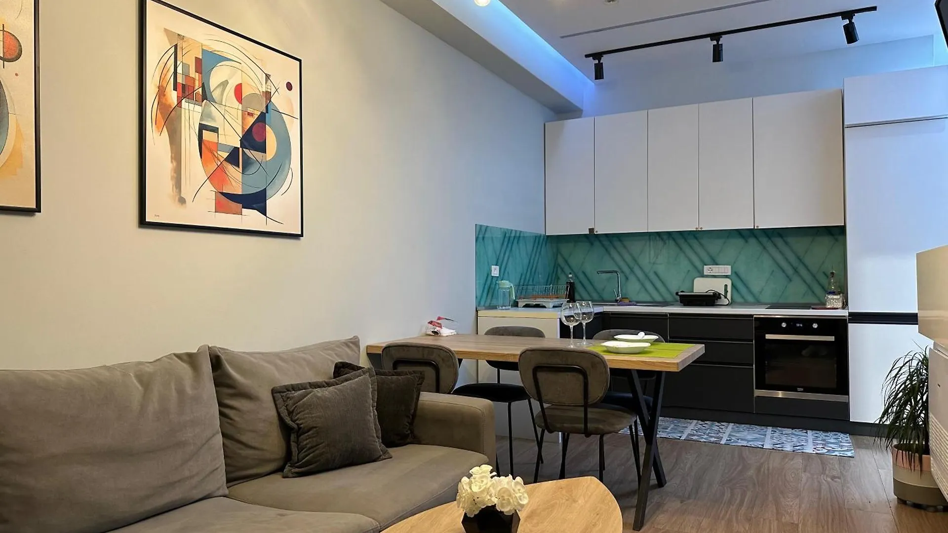 Picasso Apartment Tirana